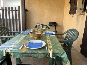 Maison avec Jardin, Piscine Sécurisée et Terrasse Ombragée, à 700m de la Plage - 6 Couchages - FR-1-229D-143